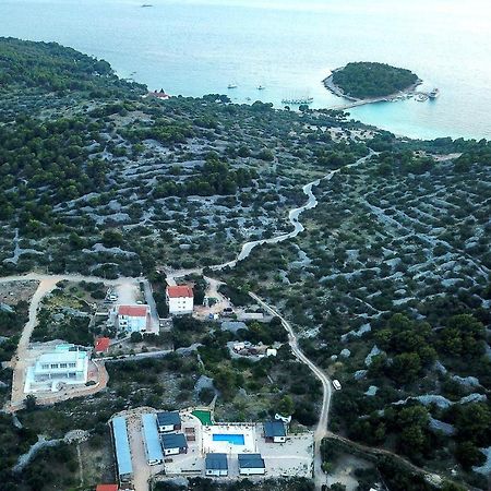 Marina Brugor Murter Ngoại thất bức ảnh